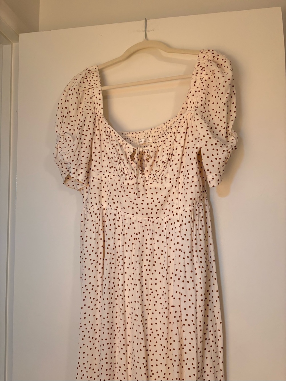 Women’s Cream Polka Dot Puff Sleeve Midi Dress
